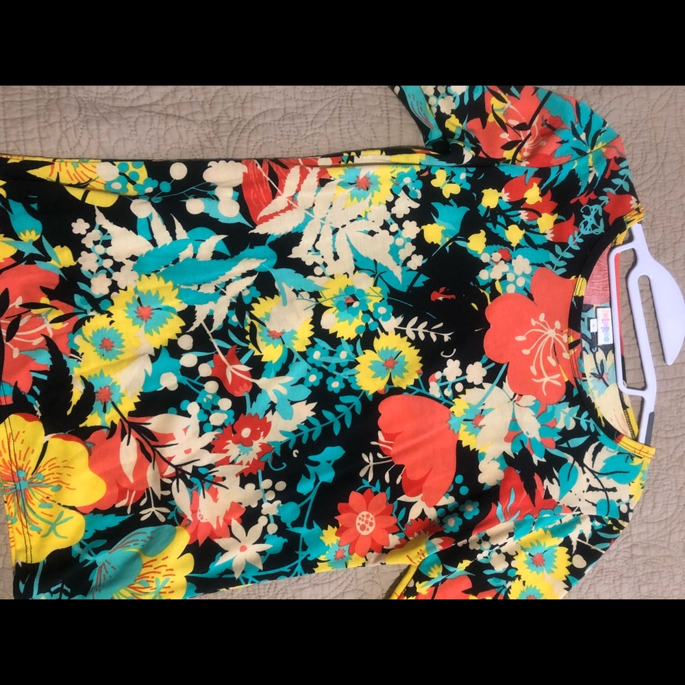 LuLaRoe S Gigi NWOT